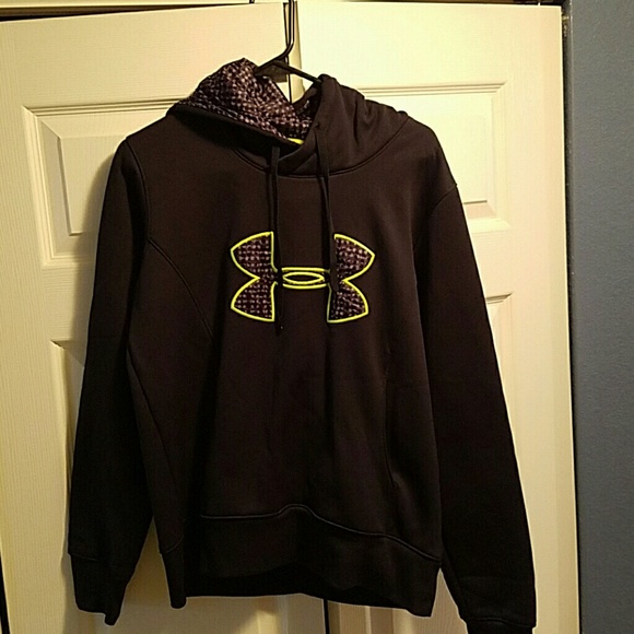 Under Armour hoodie
