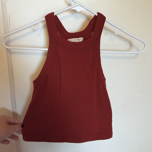 red crop tank