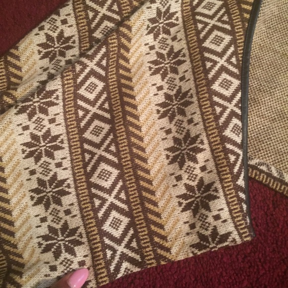 Patterned Cardigan - Picture 2 of 3