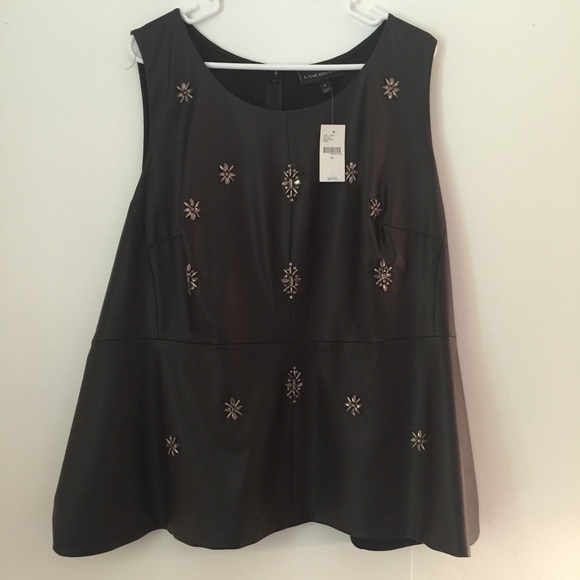 NWT sZ 26 Leather look blingy top