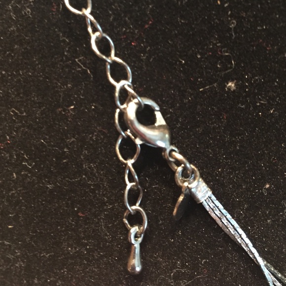 Necklace - Picture 3 of 3