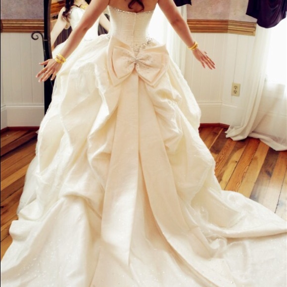 Wedding dress/ballgown - Picture 3 of 4