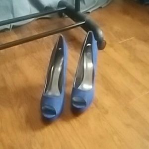 FINAL PRICE🌟🌟Blue suede shoes