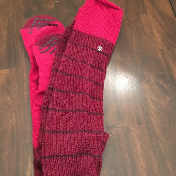 Lululemon Savasana socks