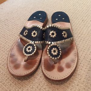 Jack Rogers navy/ platinum 9M sandal