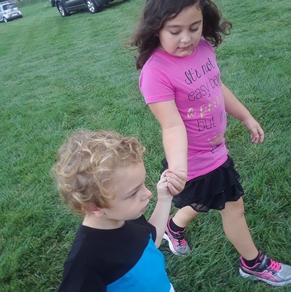 ✌MEET YOUR POSHER💋 - Picture 2 of 8