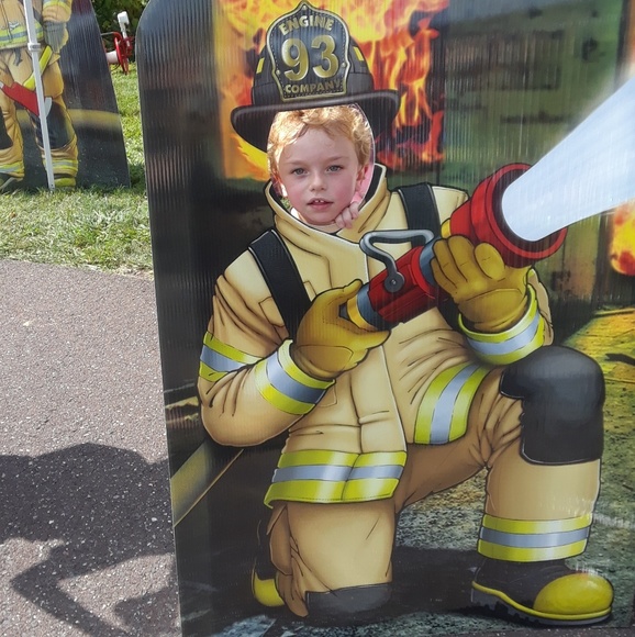 ✌MEET YOUR POSHER💋 - Picture 6 of 8