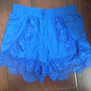 Lace high wast shorts