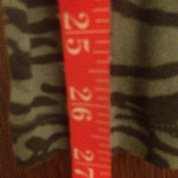 Jrs XL Top Must Bundle - Picture 4 of 4