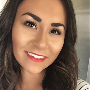 Meet your Posher, Paige