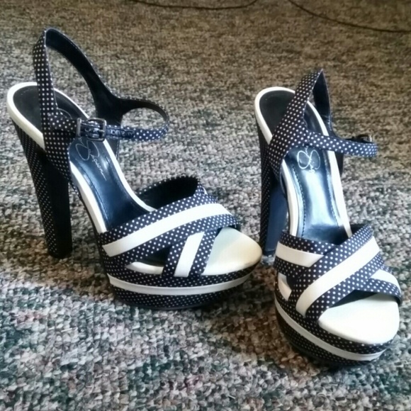 Jessica Simpson heels - Picture 1 of 2