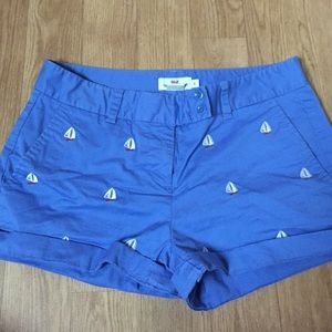 Vineyard Vines printed chino shorts