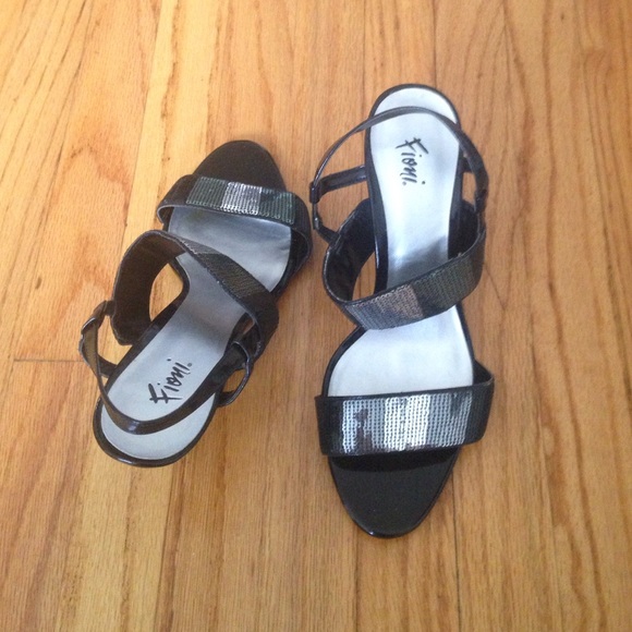 Glitter size 8 sandal heels!