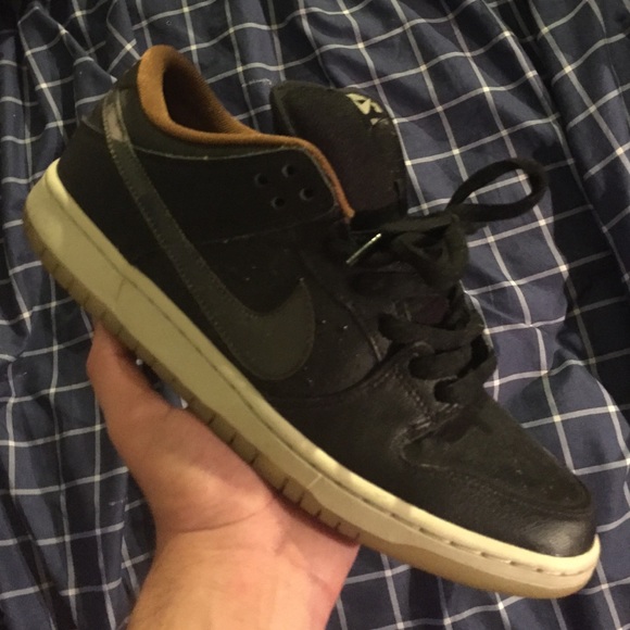 Nike sb low black rain