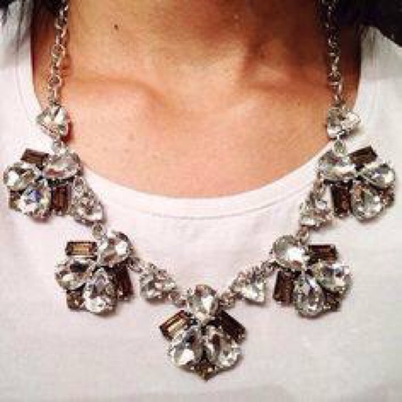 Lila necklace