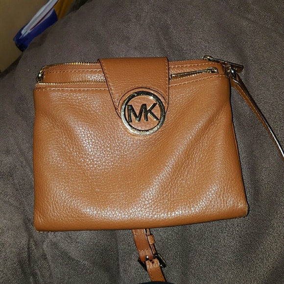 Michael kors fulton crossbody