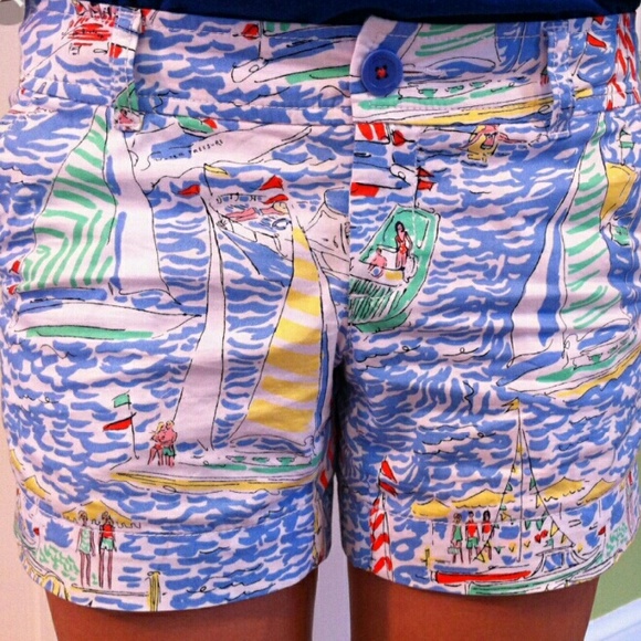 ISO Lilly Pulitzer shorts size 6 in this print!!!