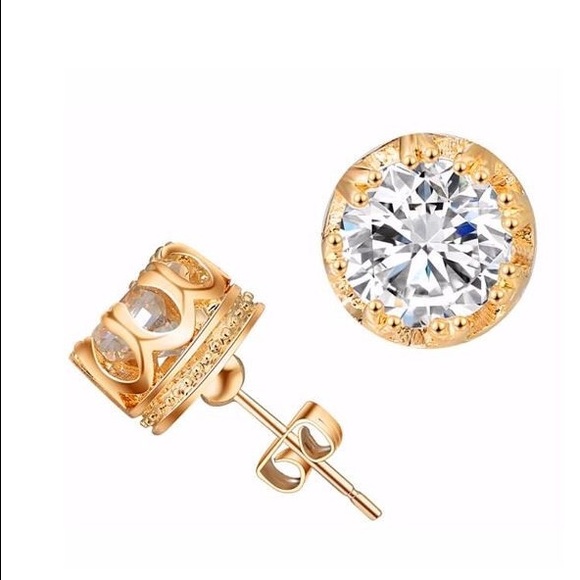 New! Beautiful Stud Earring For Women - Picture 1 of 2