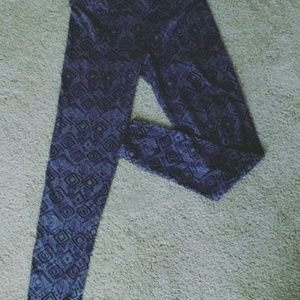 🔴SOLD🔴 Victoria Secret Tribal Leggings