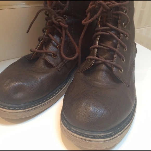 PRICE REDUCEDWomen's dark brown gold studded boots