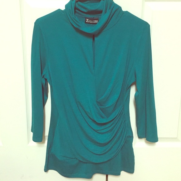 7th Ave Design Studio Top