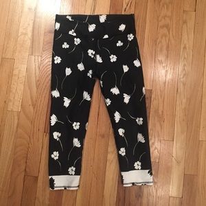 Fabletics workout capri leggings!