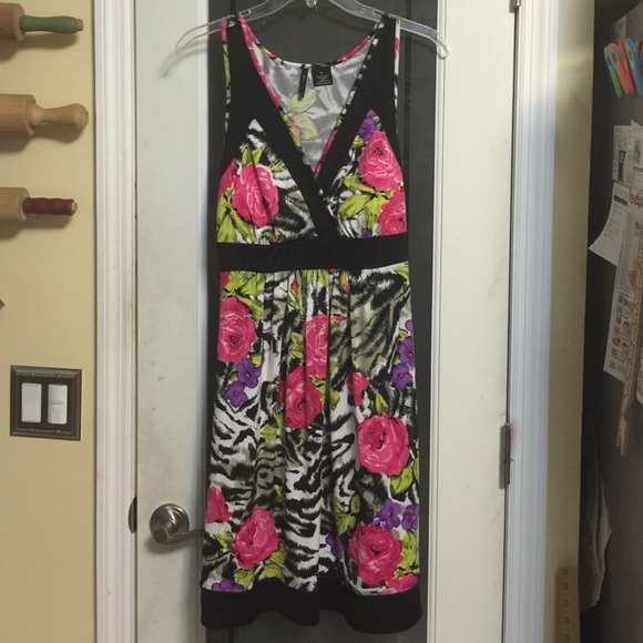 New directions petitie dress L