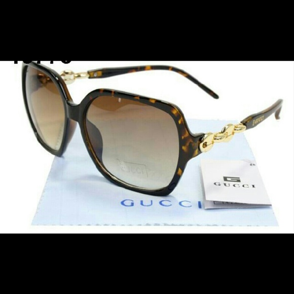 Used gucci glasses