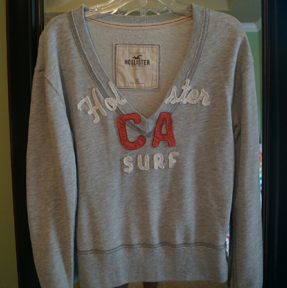 Hollister deep v sweater - Picture 1 of 1