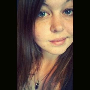 Meet your Posher, Shawna