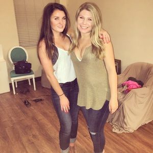 Meet your Posher, Gab