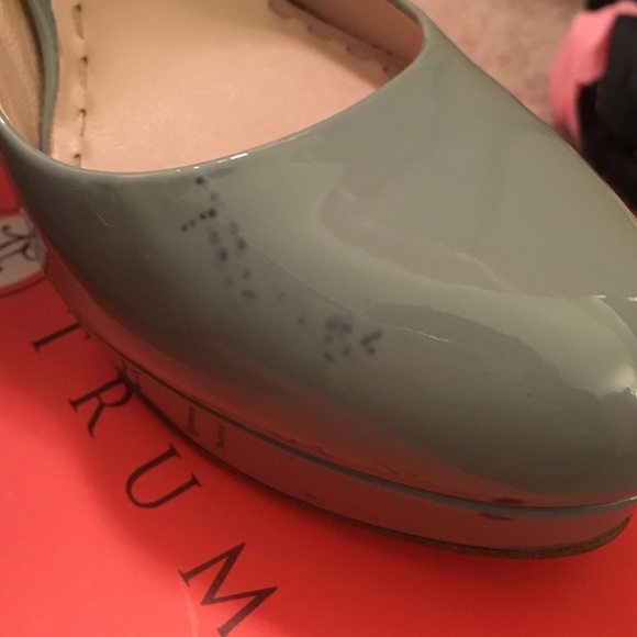 Miu Miu Patent Leather Pumps - Picture 4 of 4