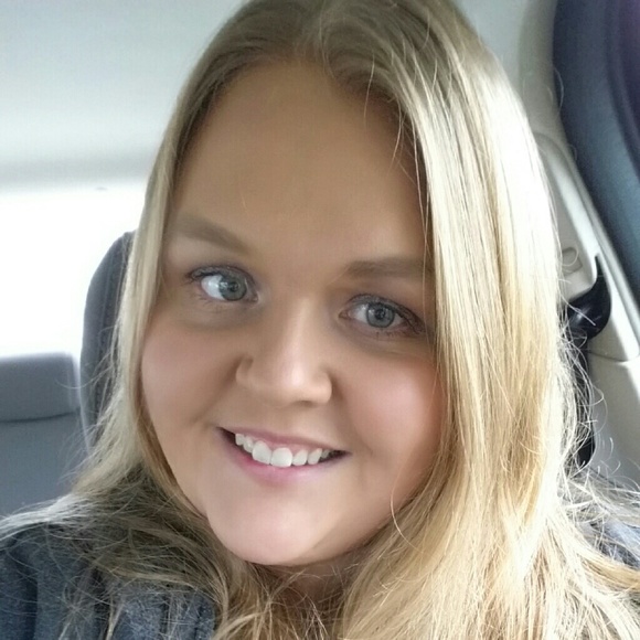 Meet your Posher, Meagan