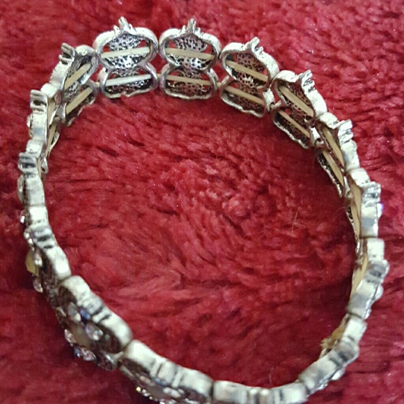 Bracelet - Picture 2 of 2
