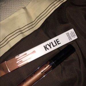 Kyle lip kit