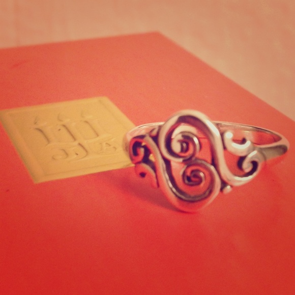 James Avery Spanish Swirl Ring Size 6.5