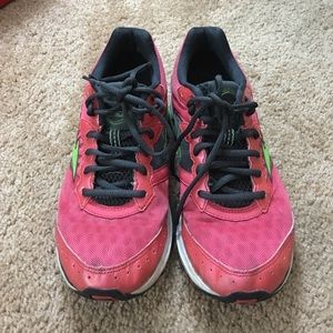 Mizuno wave rider 15 running shoes