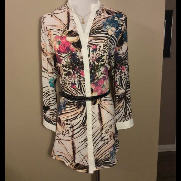 Gorgeous Cliche Couture Sheer Floral Top Sz M