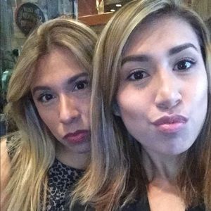 Meet your Posher, Adriana