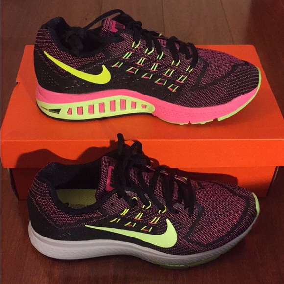 Nike Air Zoom Structure 18! NIB