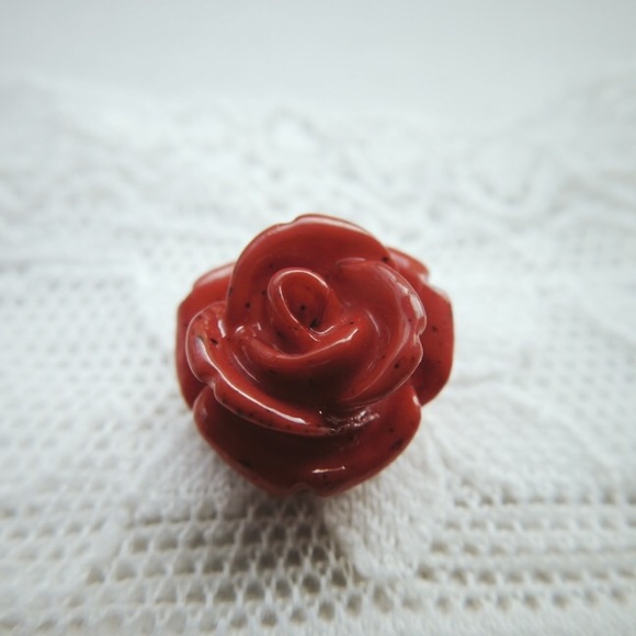 ๑Rockabilly Maroon Rose Charm Macrame Bracelet๑ - Picture 3 of 7