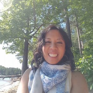 Meet your Posher, Lisa