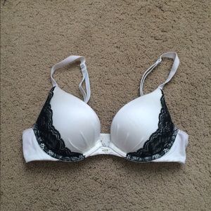 Victoria secret fabulous bra