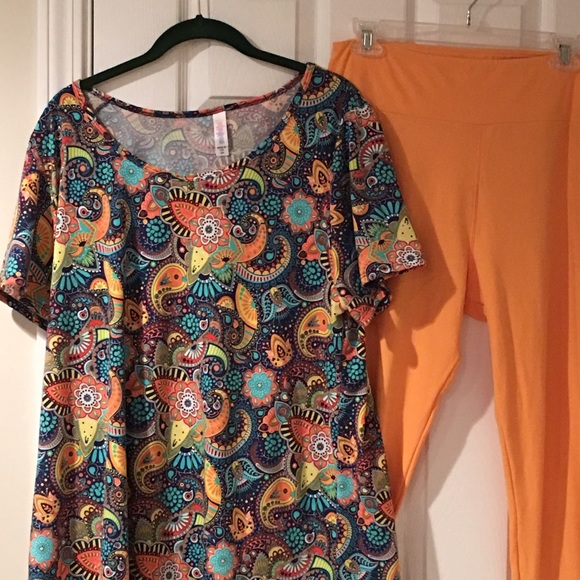 LuLaRoe Classic Tee and Leggings!