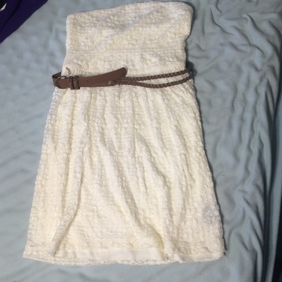 Off-white ruby rox strapless dress