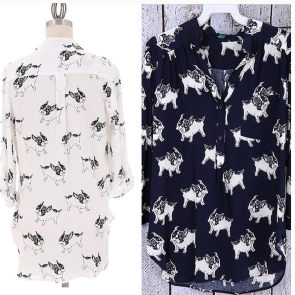 •dog print blouse• - Picture 2 of 2