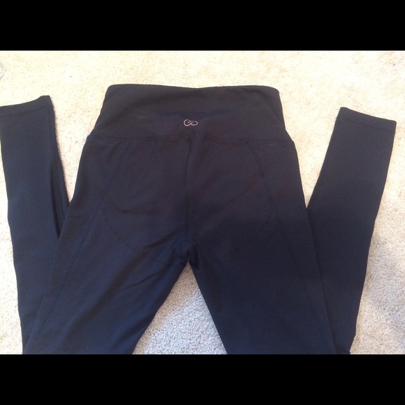 Black Calia by Carrie leggings