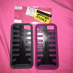 Two IPhone 5 Otter box cases with screen protector