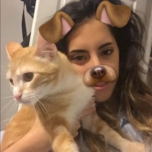 Meet your Posher, Brooke