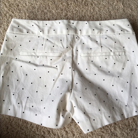 Old navy polka dot shorts - Picture 2 of 3